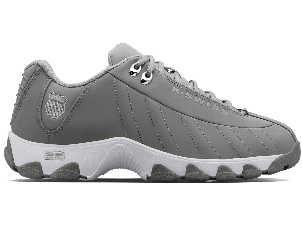 ST329 CMF | K-Swiss Trending