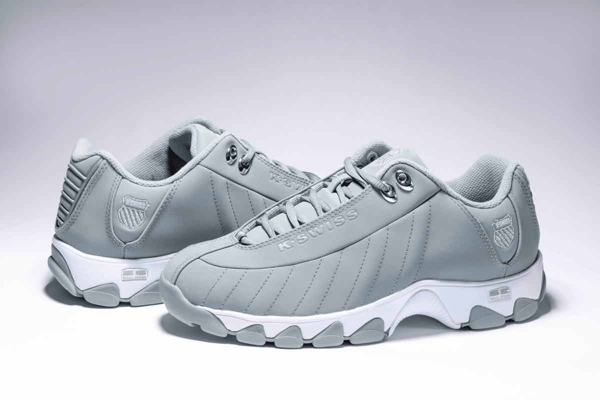 ST329 CMF | K-Swiss Trending