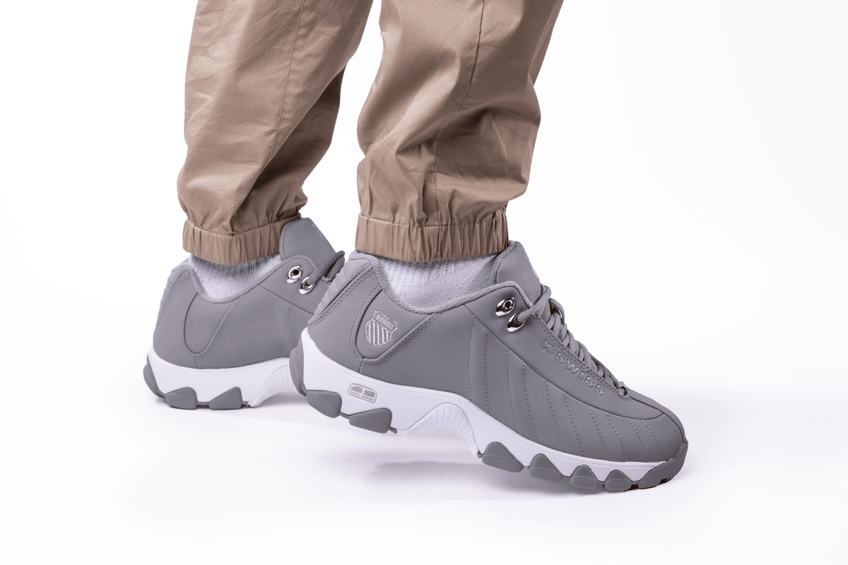 ST329 CMF | K-Swiss Trending