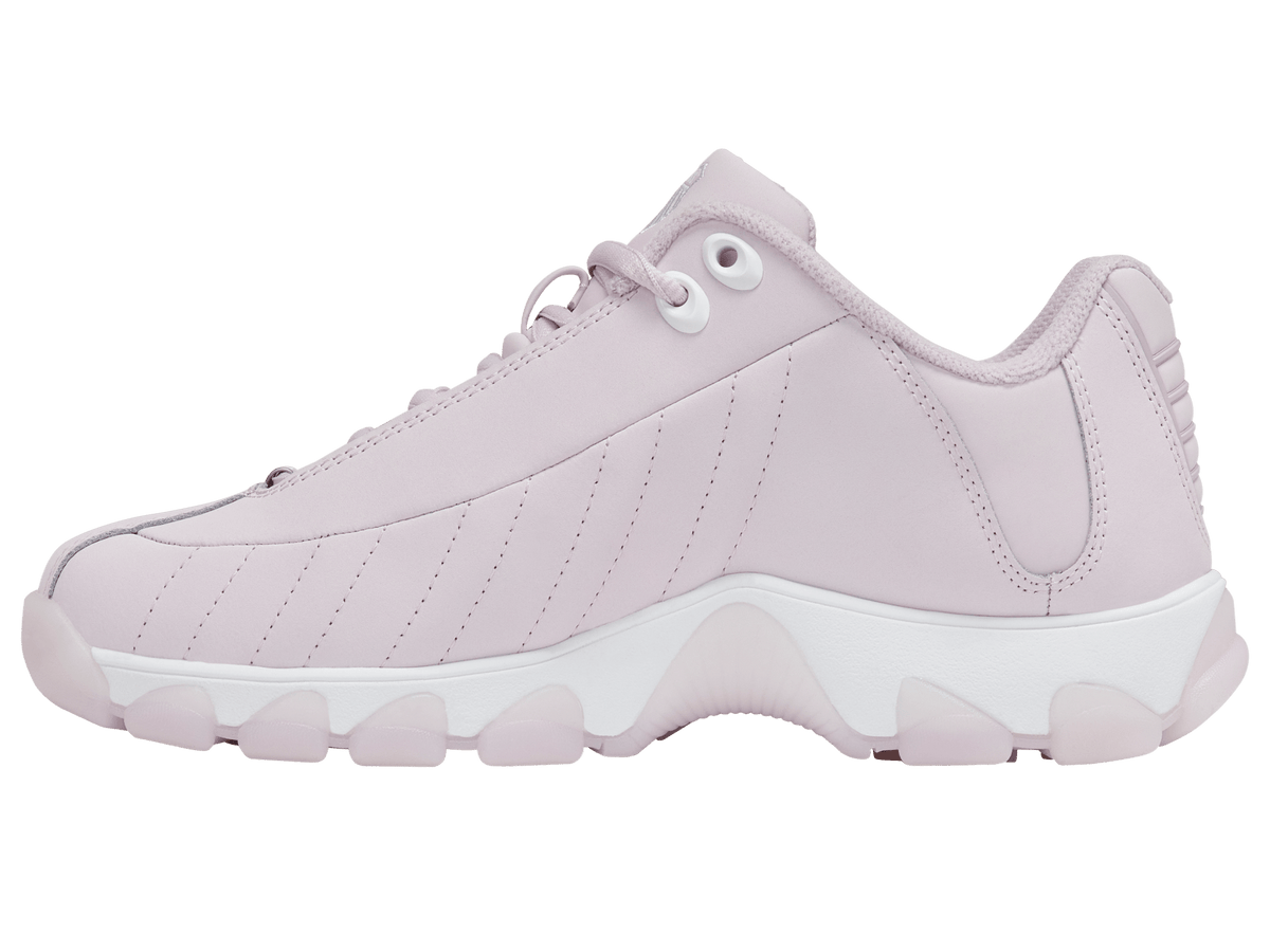 ST329 CMF | K-Swiss Signature