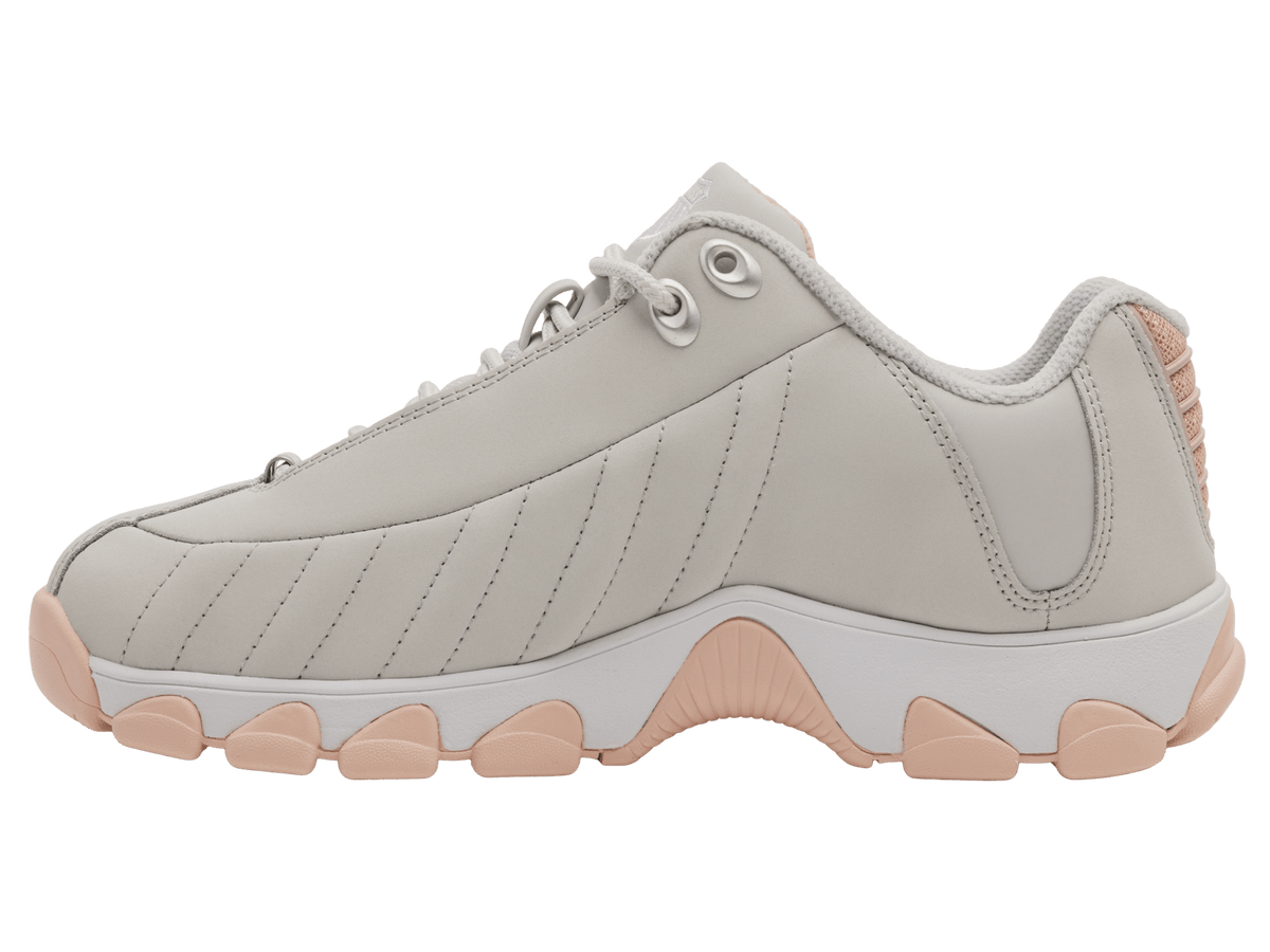 ST329 CMF | K-Swiss Smart Buy